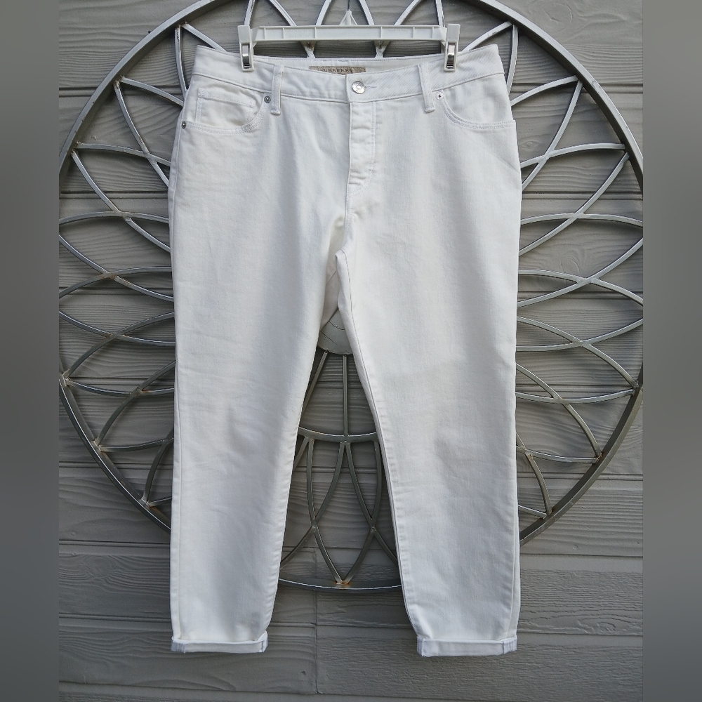 Burberry Brit Women’s White Stretch Jeans - Classic Relaxed Fit